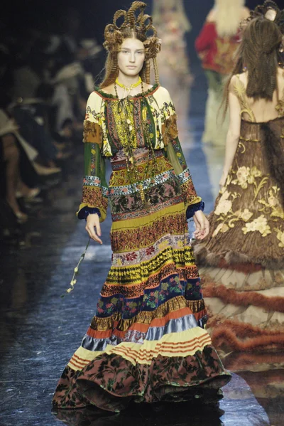 Look 37